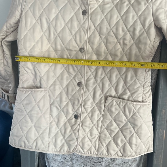 Classic Burberry diamond quilted jacket - Picture 10 of 13